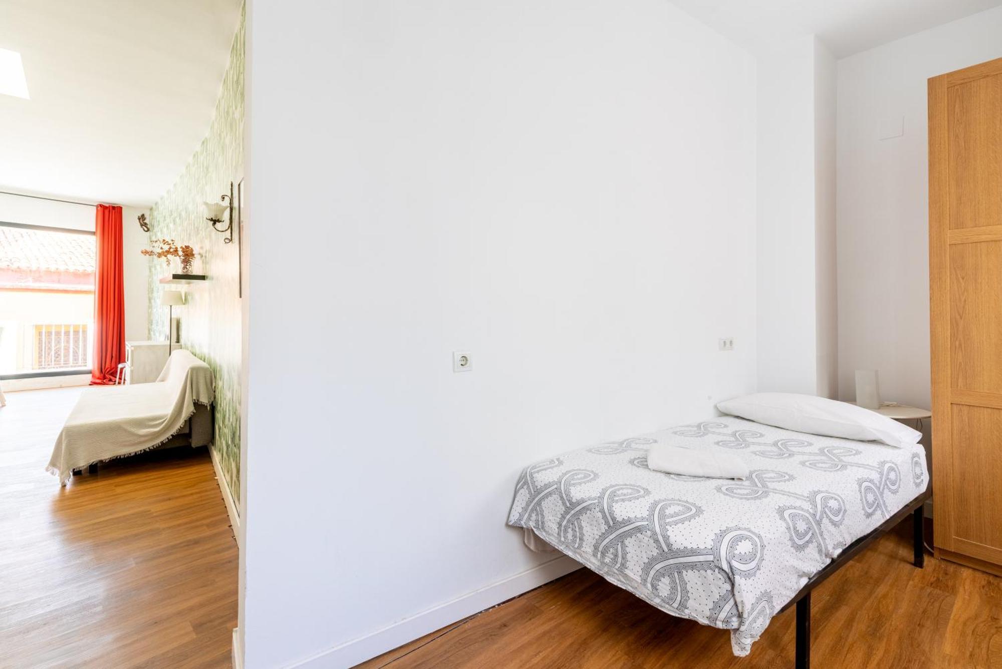 House Sevillana Parking ภายนอก รูปภาพ