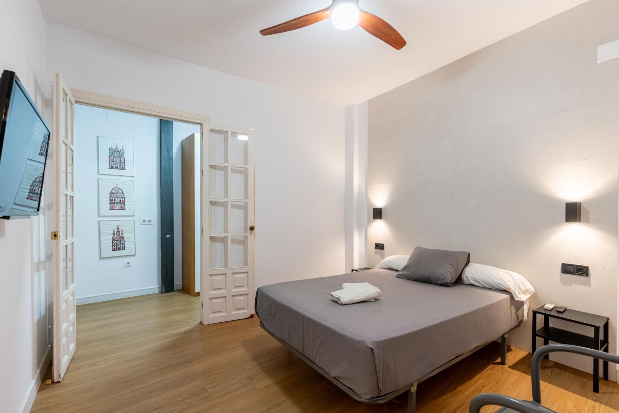 House Sevillana Parking ภายนอก รูปภาพ